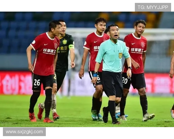 成都篮球队速度之争引发热议球迷观点各异引发讨论