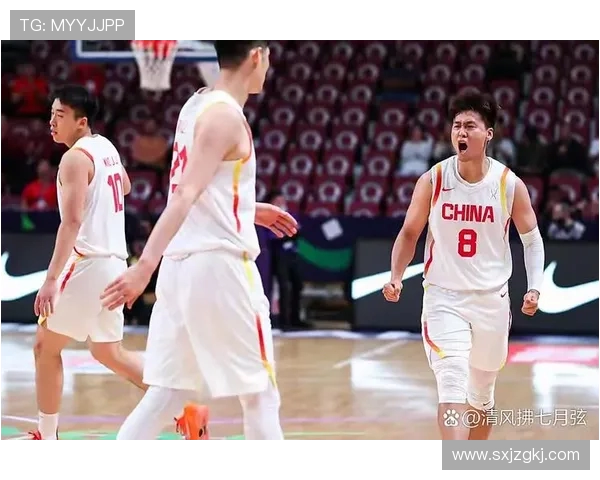 中国男篮迎战澳大利亚，力拼世界杯晋级之路全力以赴